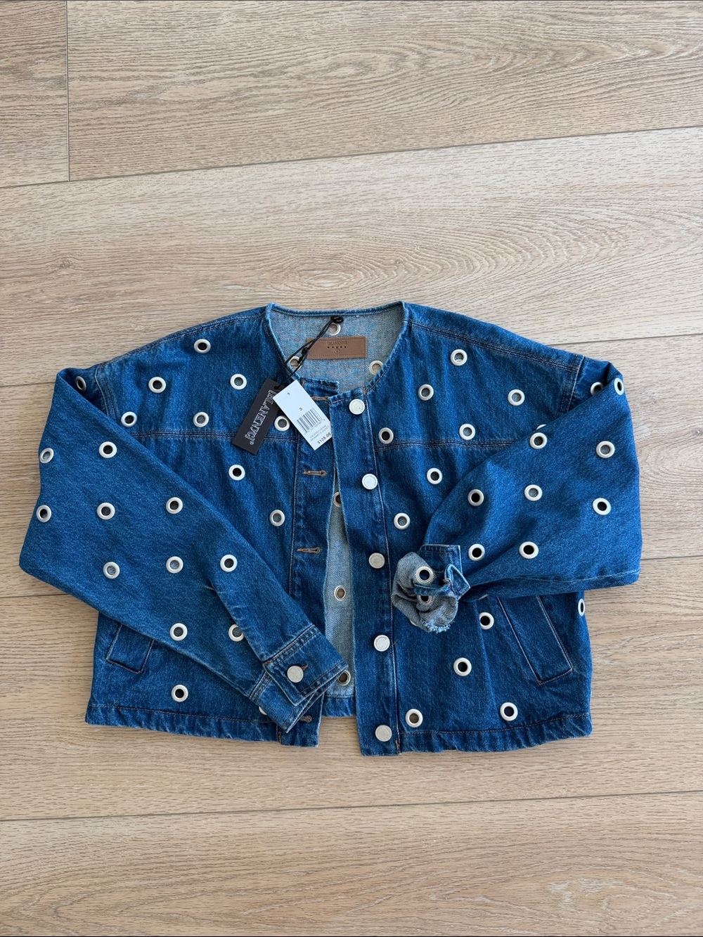 BLANKNYC NWT Eyelet-Embellished Blue Denim Women’s Jacket
